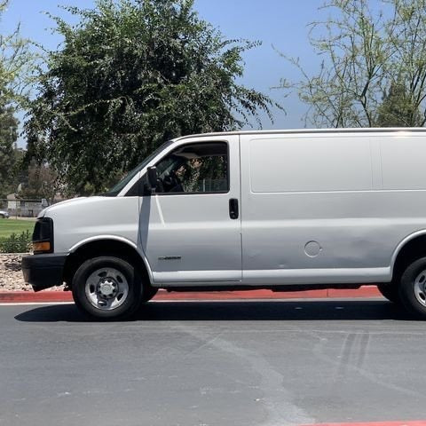 2005 Chevrolet Express 2500 Cargo Van 3D
