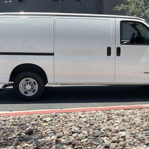 2005 Chevrolet Express 2500 Cargo Van 3D